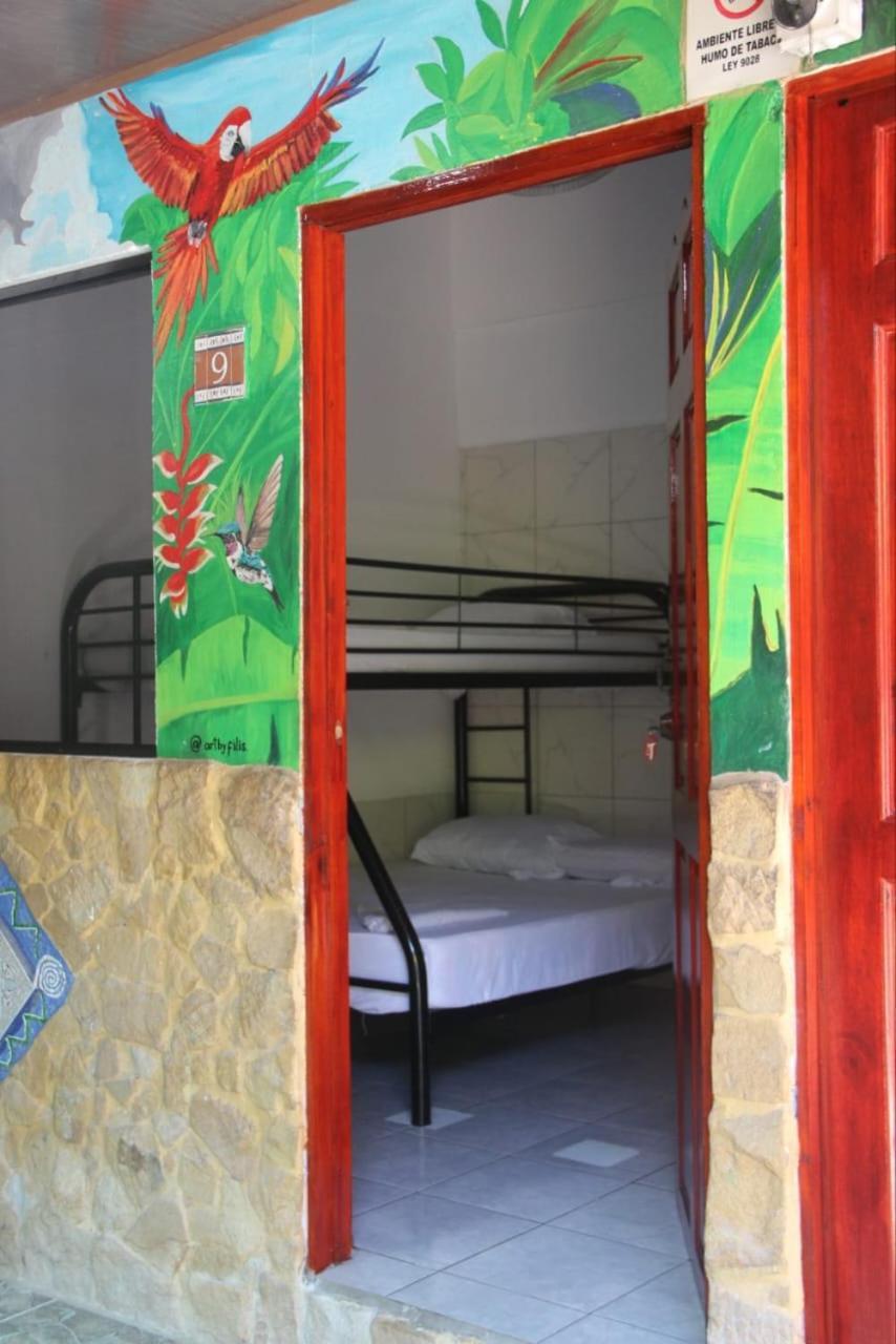 Costa Linda Art Hostel Manuel Antonio Exterior foto